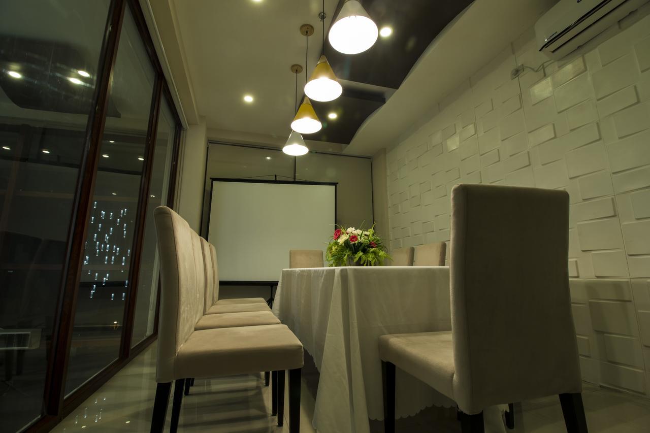 Baypark Hotel Calbayog Exterior foto