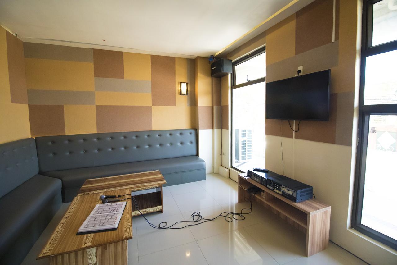 Baypark Hotel Calbayog Exterior foto